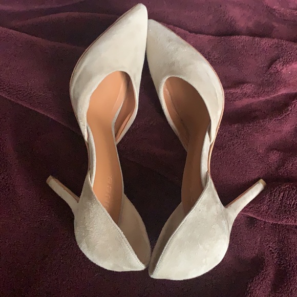 Light tan Vince heels - Picture 4 of 4